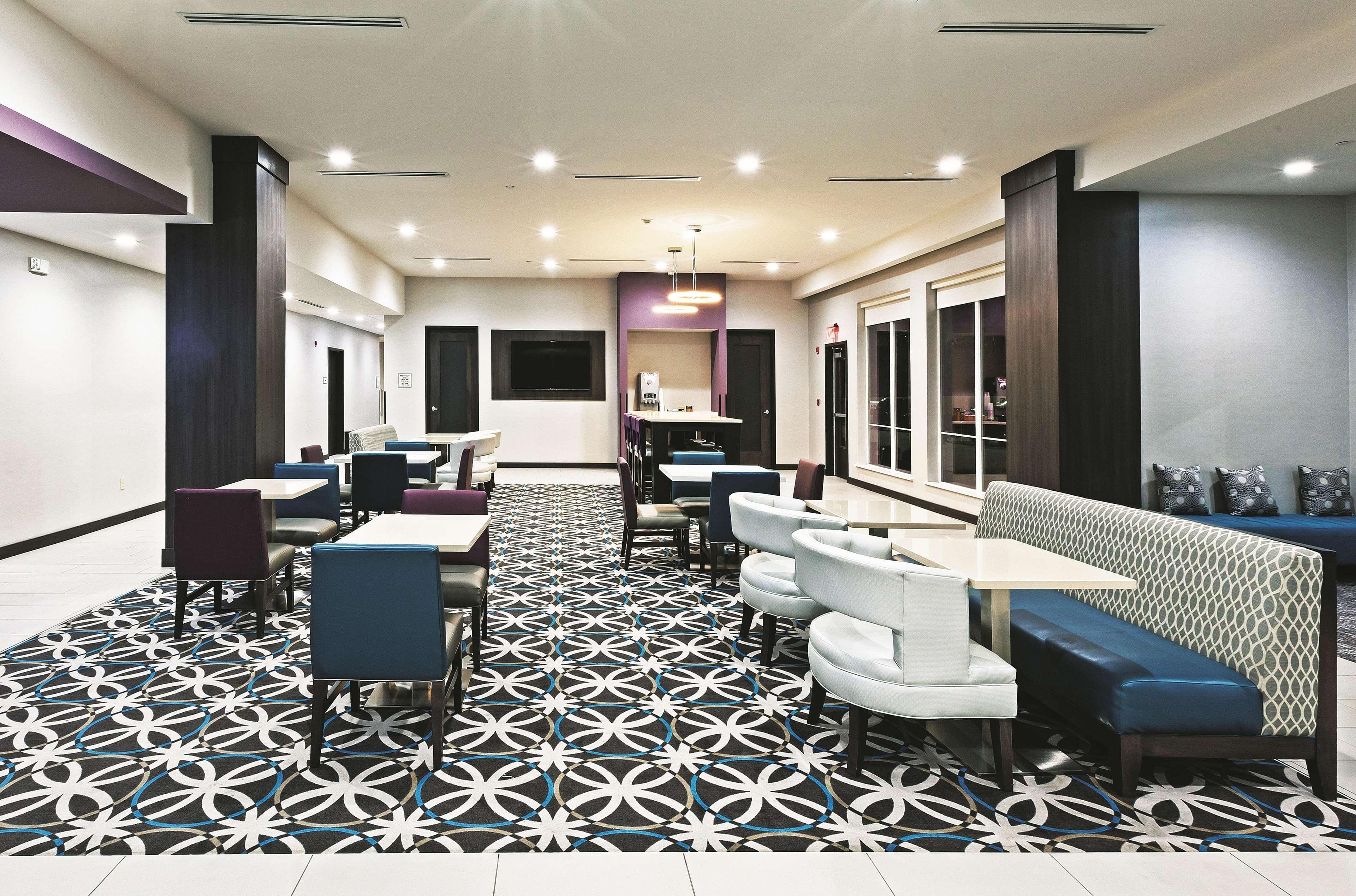 La Quinta By Wyndham Claremore Extérieur photo