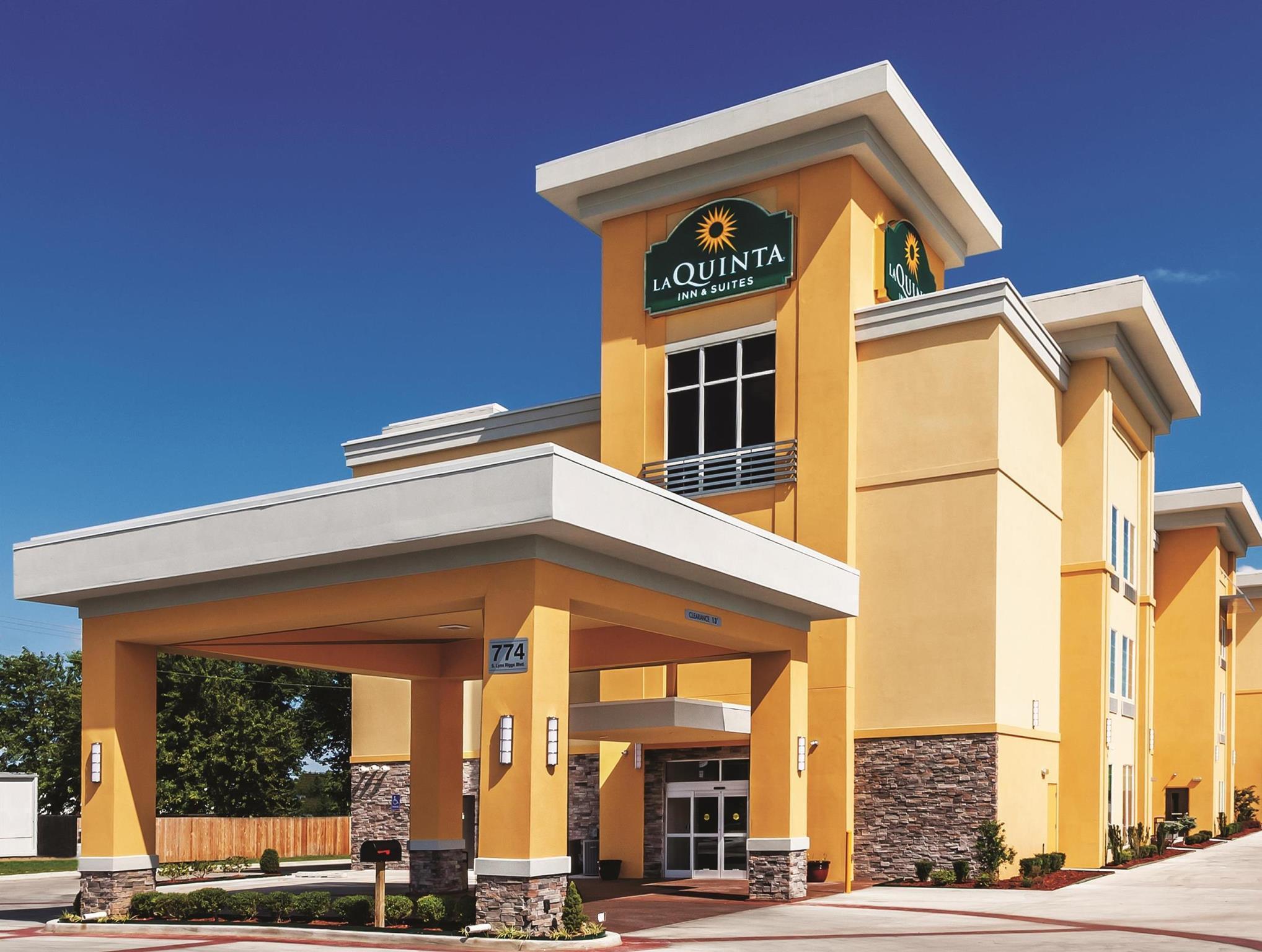 La Quinta By Wyndham Claremore Extérieur photo
